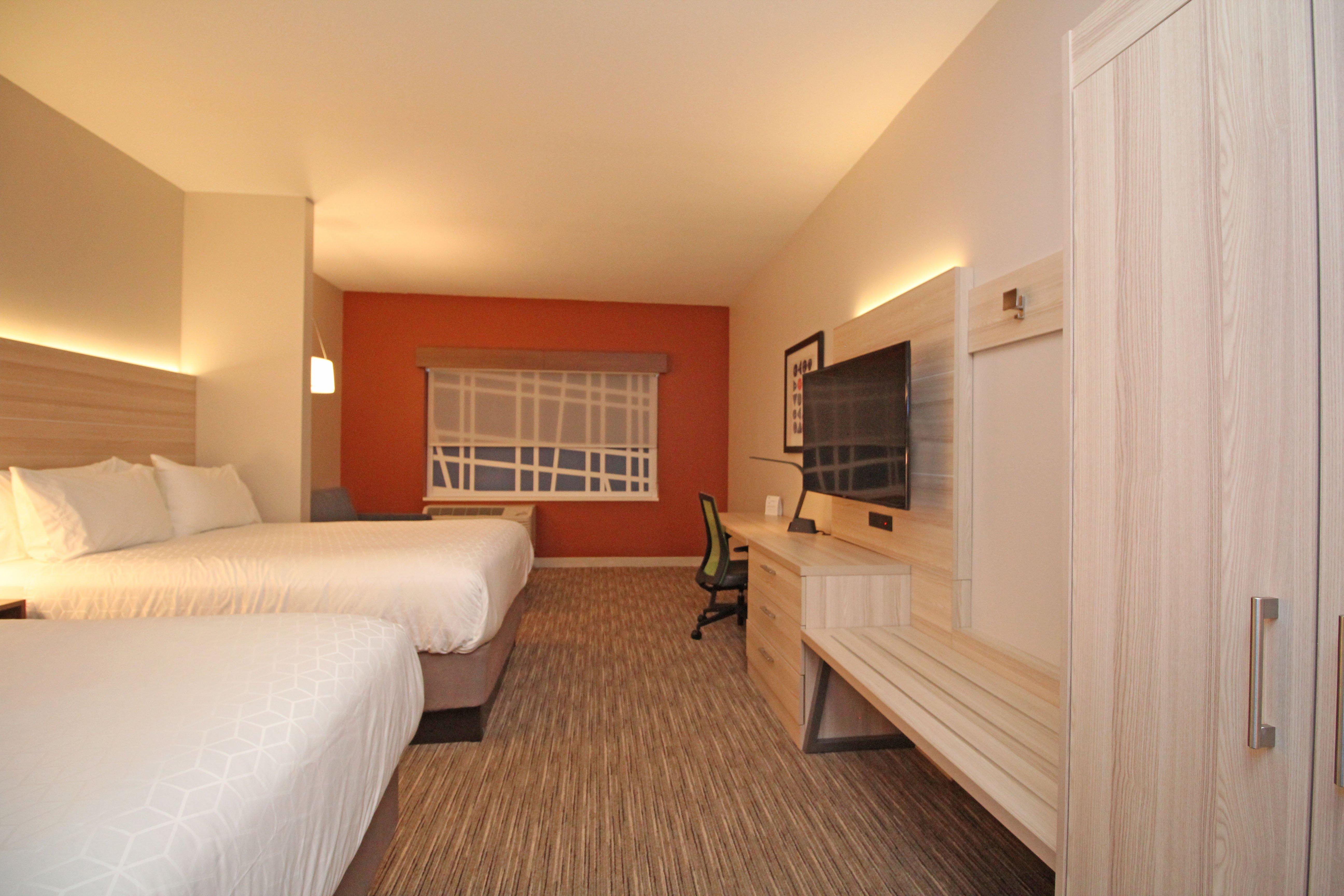 Express & By Ihg Hotel
