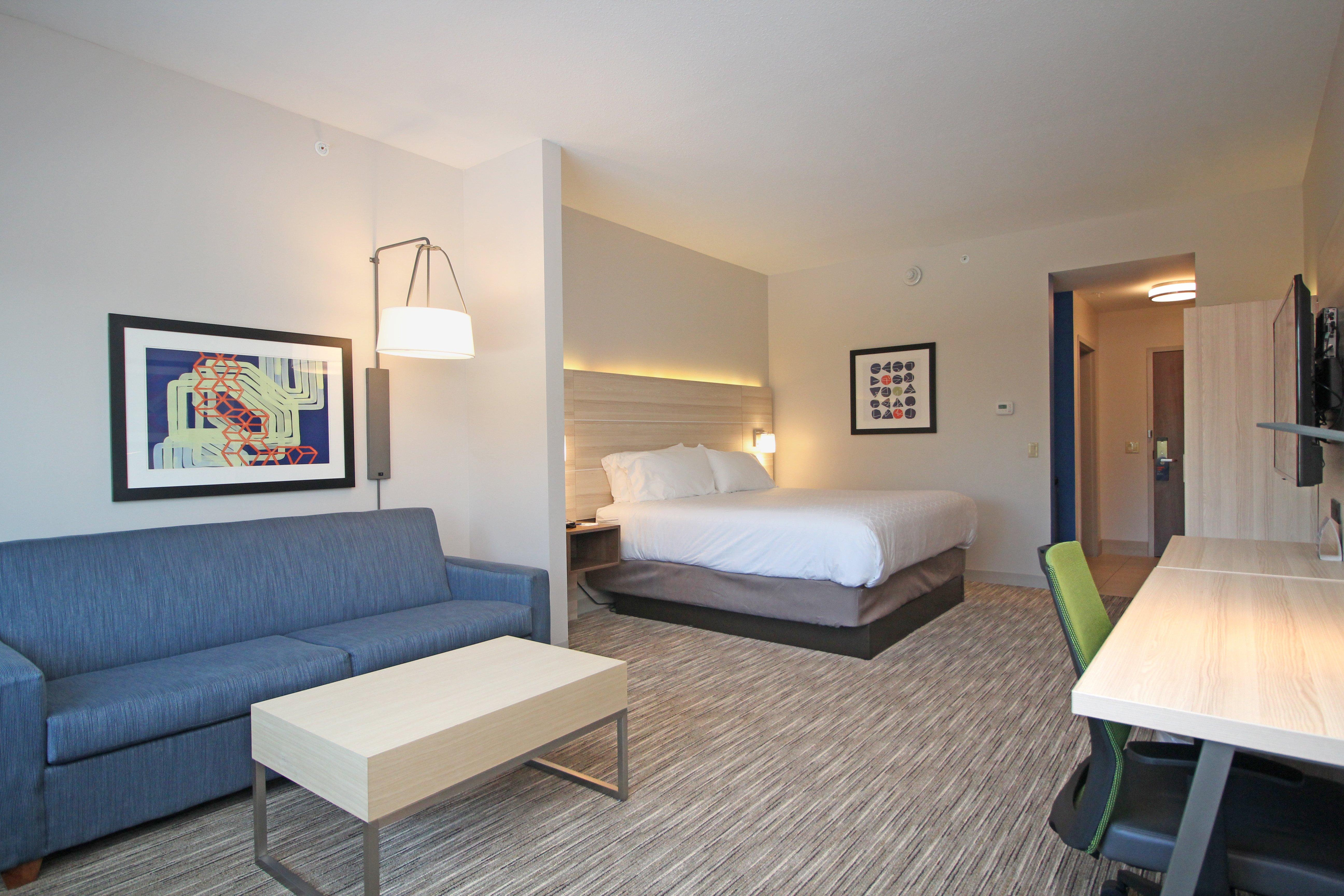 Express & By Ihg