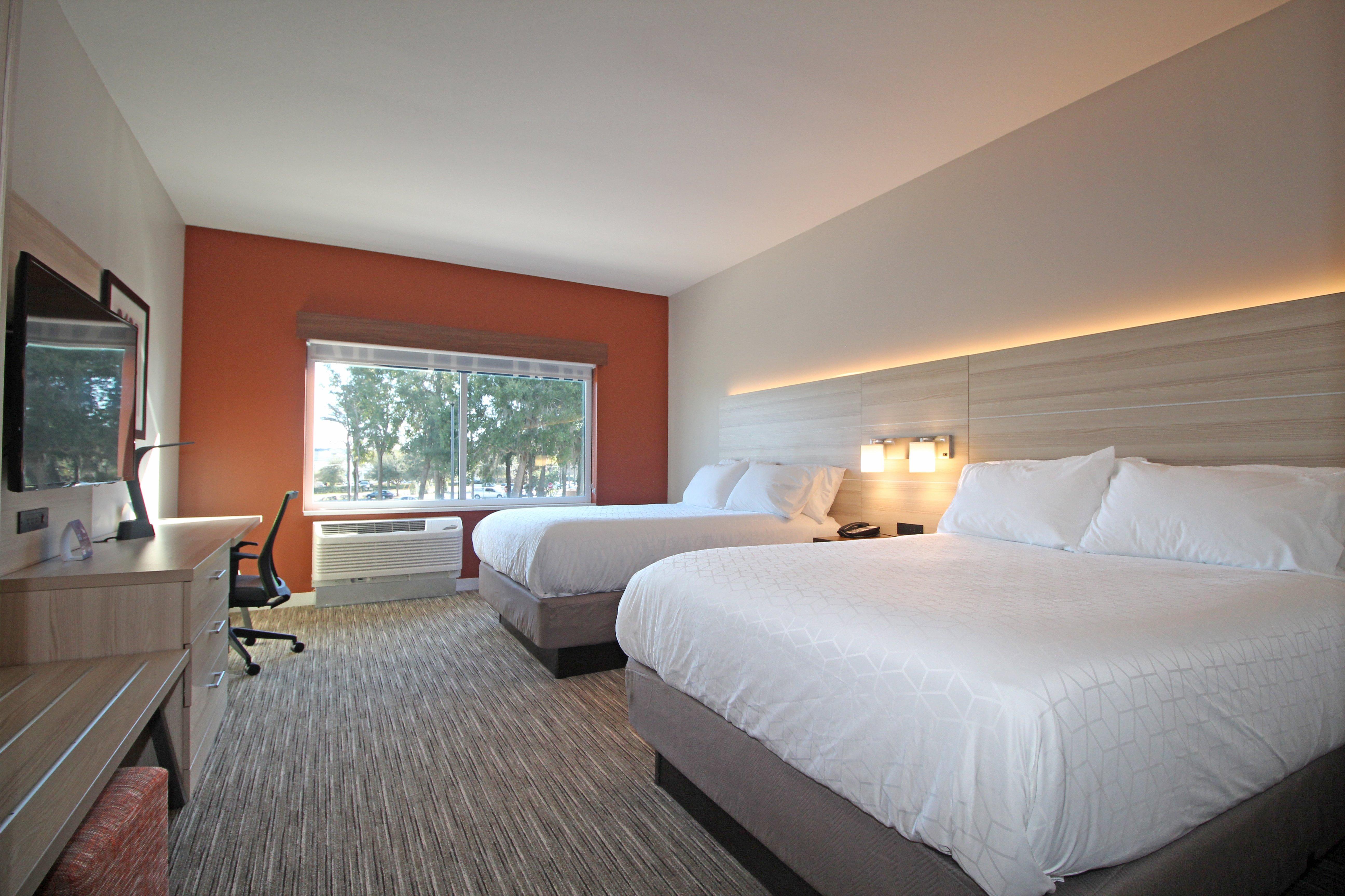Hotel Express & By Ihg