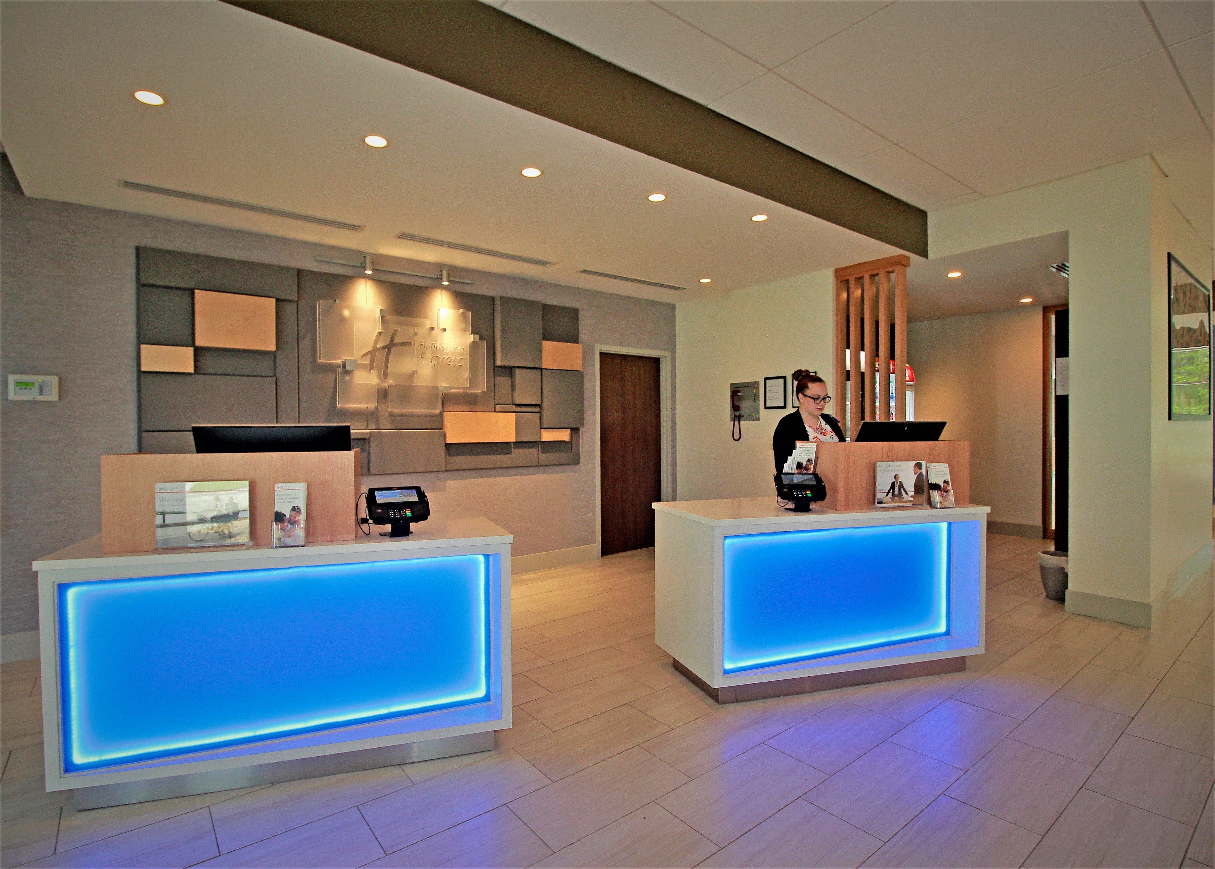 Express & By Ihg Hotel